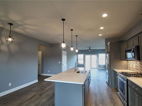4th image of 6068 Valley Quail Ct