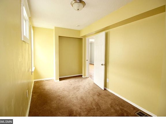 5th image of 3519 15th Ave S