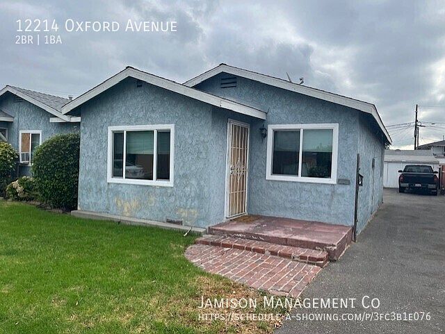 1st image of 12214 Oxford Ave