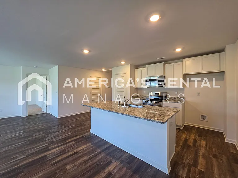 636 Wenonah Way — Photo 30