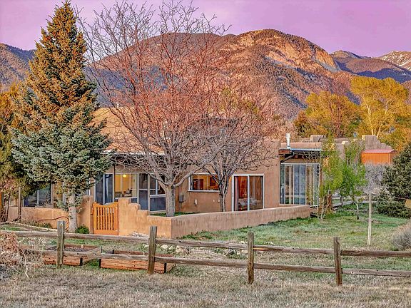 4th image of 63 Las Animas Rd
