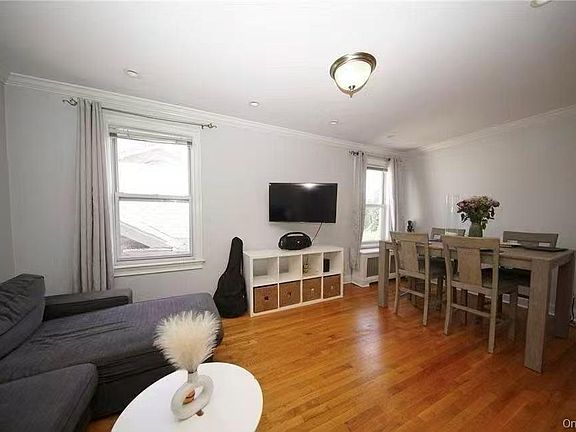 4th image of 5169 72 place