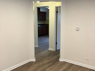 6764 N Sauganash Ave #GS, Chicago, IL 60646