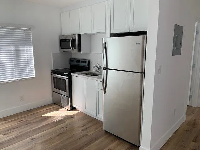 Studio, 550 sqft, $1,450 — Photo 1