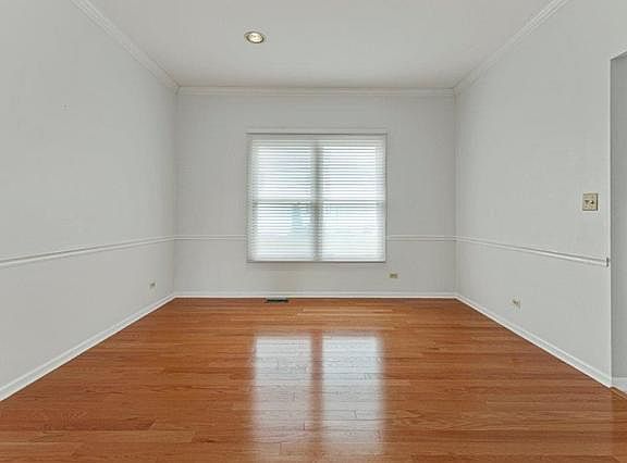 4th image of 815 Winfal Dr