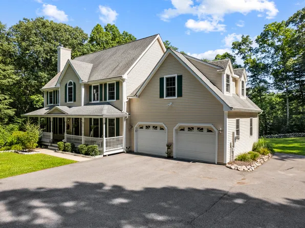 9 Winfield Way, Ledyard, CT 06339