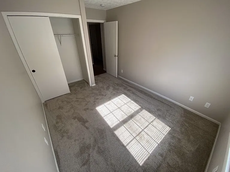 1016 Holloway St — Photo 13