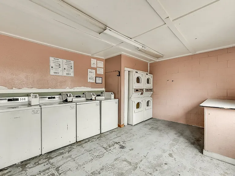 4515 E Side Ave — Photo 17
