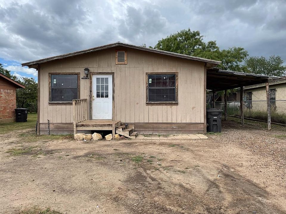 1st image of 1541 Valerie Dr