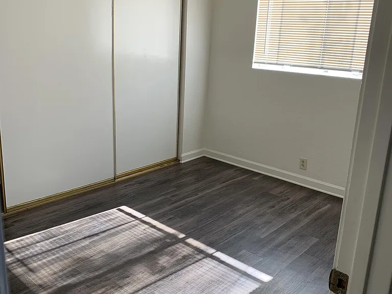 840 Grand Ave #3 — Photo 9