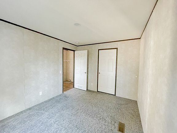 3rd image of 65 Beech Path Ln