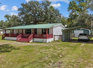 916 NE 821st St, Old Town, FL 32680