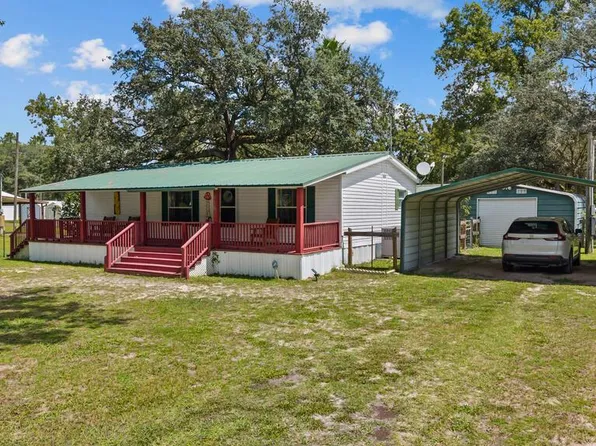 916 NE 821st St, Old Town, FL 32680