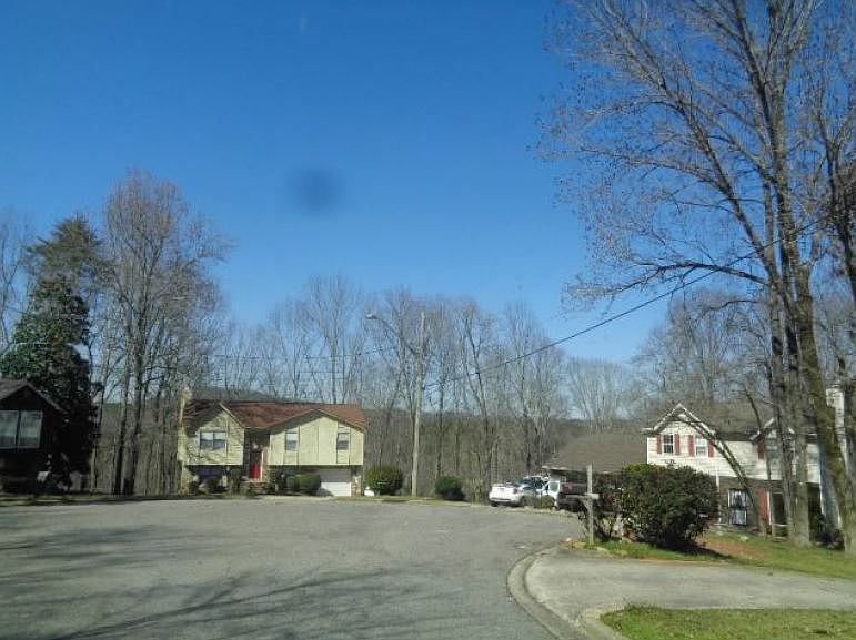 2nd image of 1128 Aurora Cir