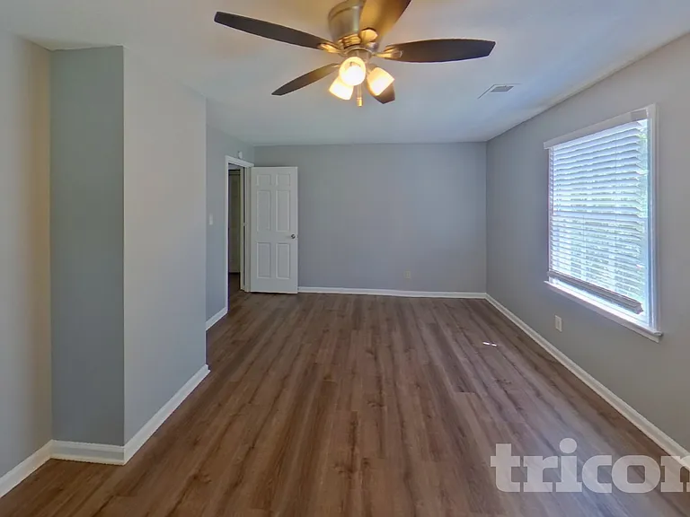 4217 S Martin Way — Photo 10