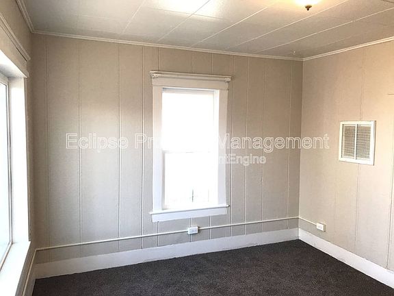 5th image of 212 Alamosa Ave