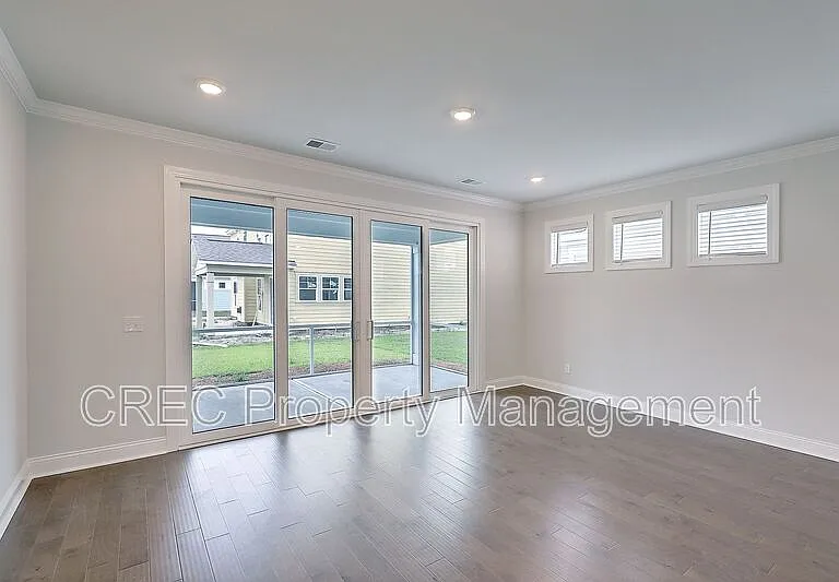 166 Whaler Ave — Photo 10