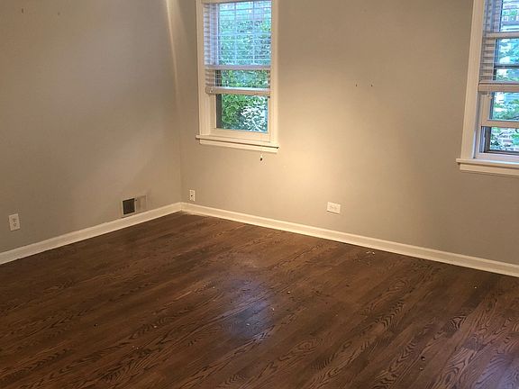 2nd image of 621 9th Ave