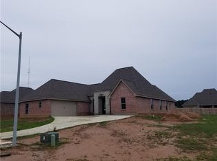 306 Saint Landry Dr, Pineville, LA 71360