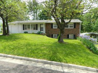 4618 Oak View Dr, Columbia, MO 65202