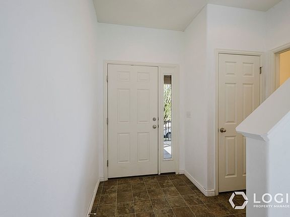 3rd image of 7673 N Decrescendo Dr