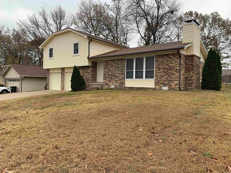 1st image of 801 Autumnbrook Cir