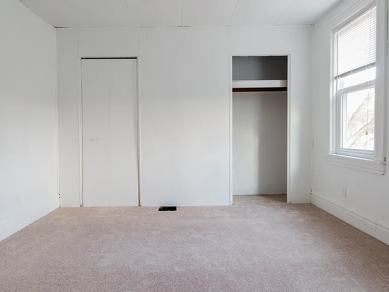 321 Seward St — Photo 6