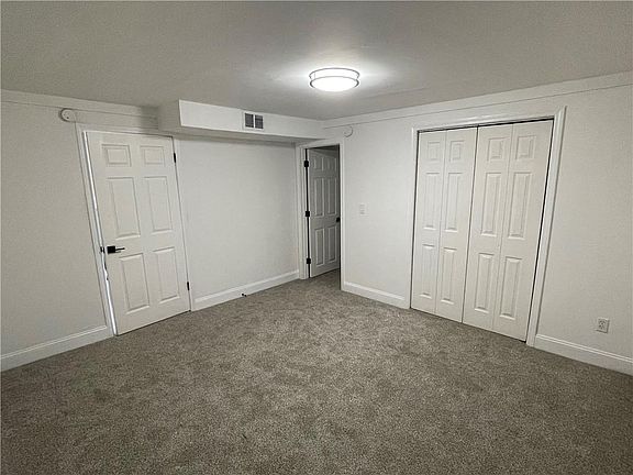 5th image of 4941 Isle Royal Ct