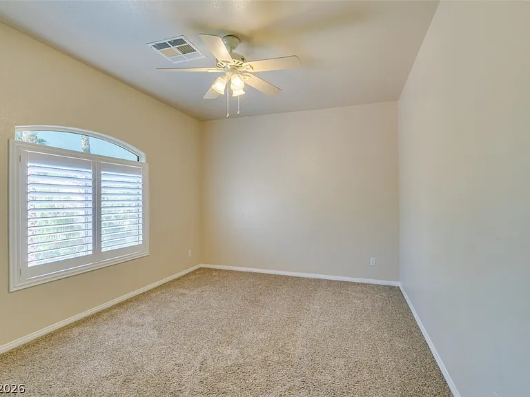 2598 Mizzoni Cir — Photo 24