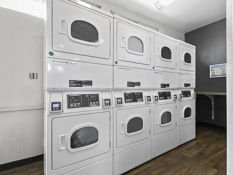 Casitas Apartments — Photo 18