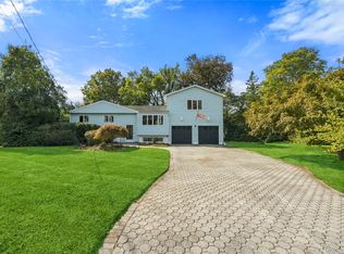 5 Lansing Lane, East Northport, NY 11731