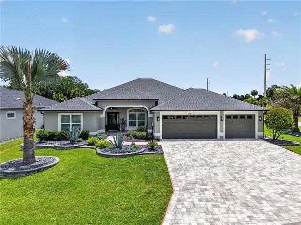 2767 Dunham Dr, The Villages, FL 32163