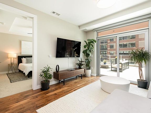 4th image of 4200-1 W 17th Ave #217
