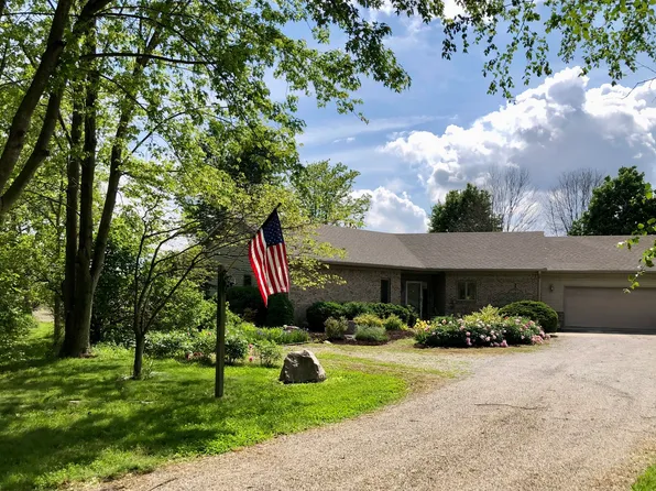 11785 S 240 E, Ladoga, IN 47954