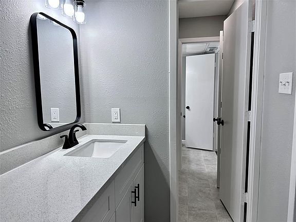 4th image of 5669 Birchmont Dr APT H