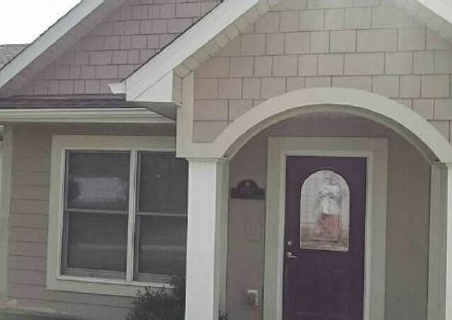 2nd image of 1842 Macintosh Ct #5C