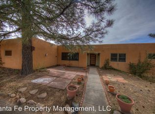 1898 Fort Union Dr, Santa Fe, NM 87505