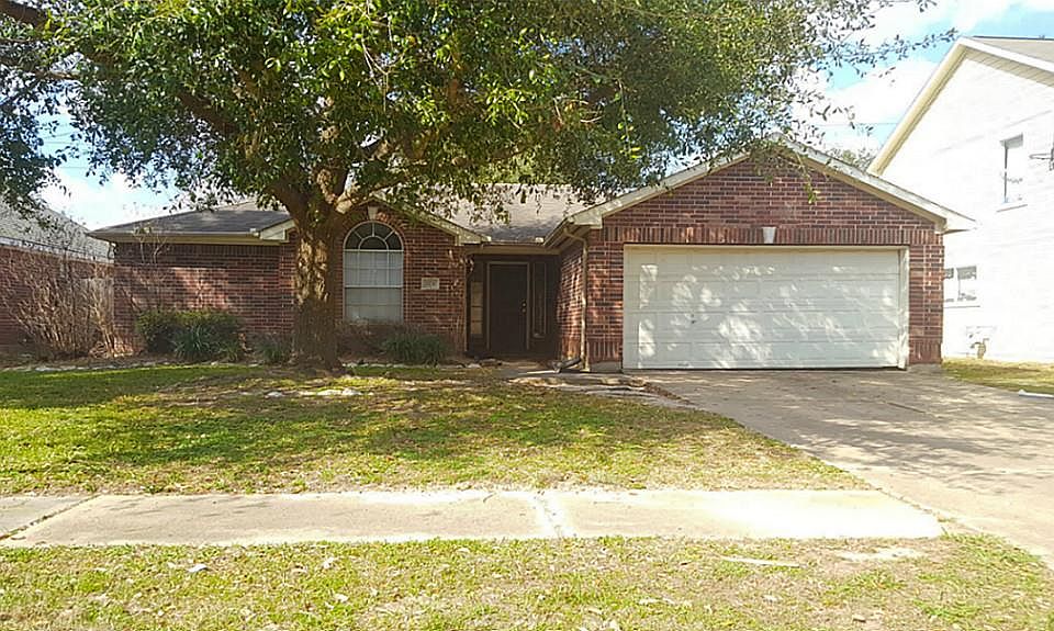 1st image of 21710 Wildcroft Dr