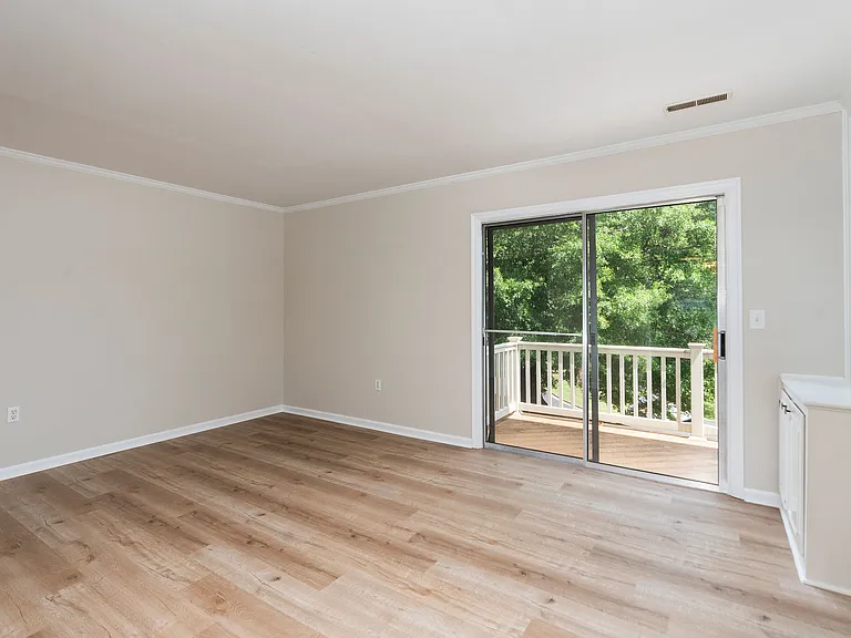 700 Rife Rd #11F — Photo 14