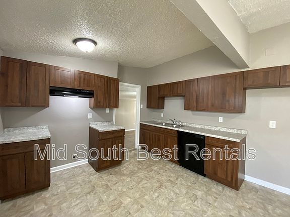 3rd image of 4147 Warbonnet St