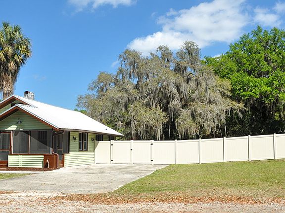 2nd image of 6235 Central Dr