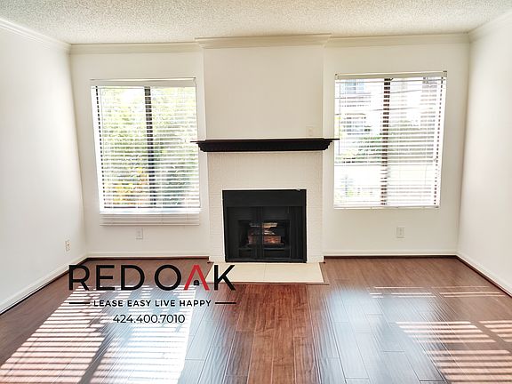 3rd image of 1522 N Formosa Ave APT 201