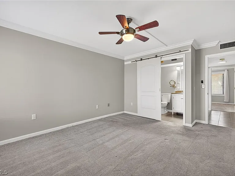 7430 Lake Breeze Dr #313 — Photo 14