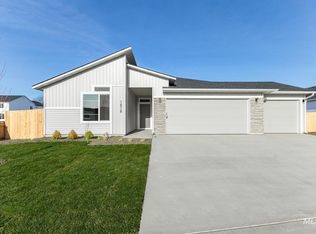 1616 Sunday Riv, Saint Middleton, ID 83644