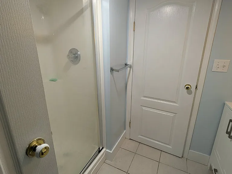 1216 Edinburgh St — Photo 7
