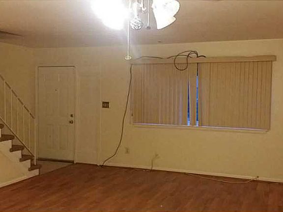 3rd image of 3309 Daytona Dr