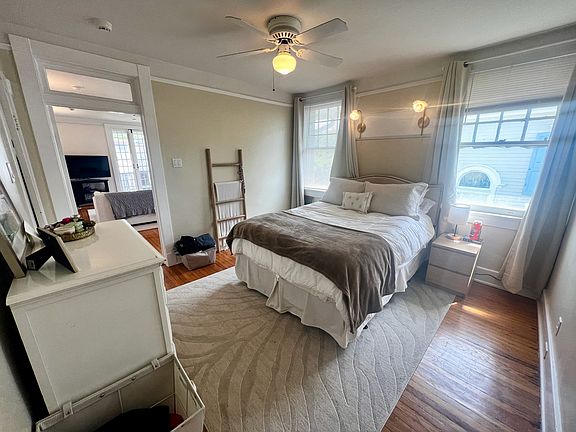 3rd image of 6034 Prytania St