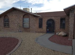 1617 Bert Green Dr, El Paso, TX 79936