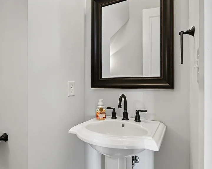 2409 Spring Creek Blvd NE — Photo 15