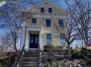 119 Congdon St, Providence, RI 02906